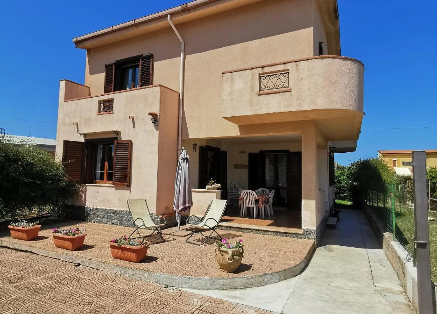 הקונטקטים של Localita Cefalu - Villa Indipendente Con Giardino